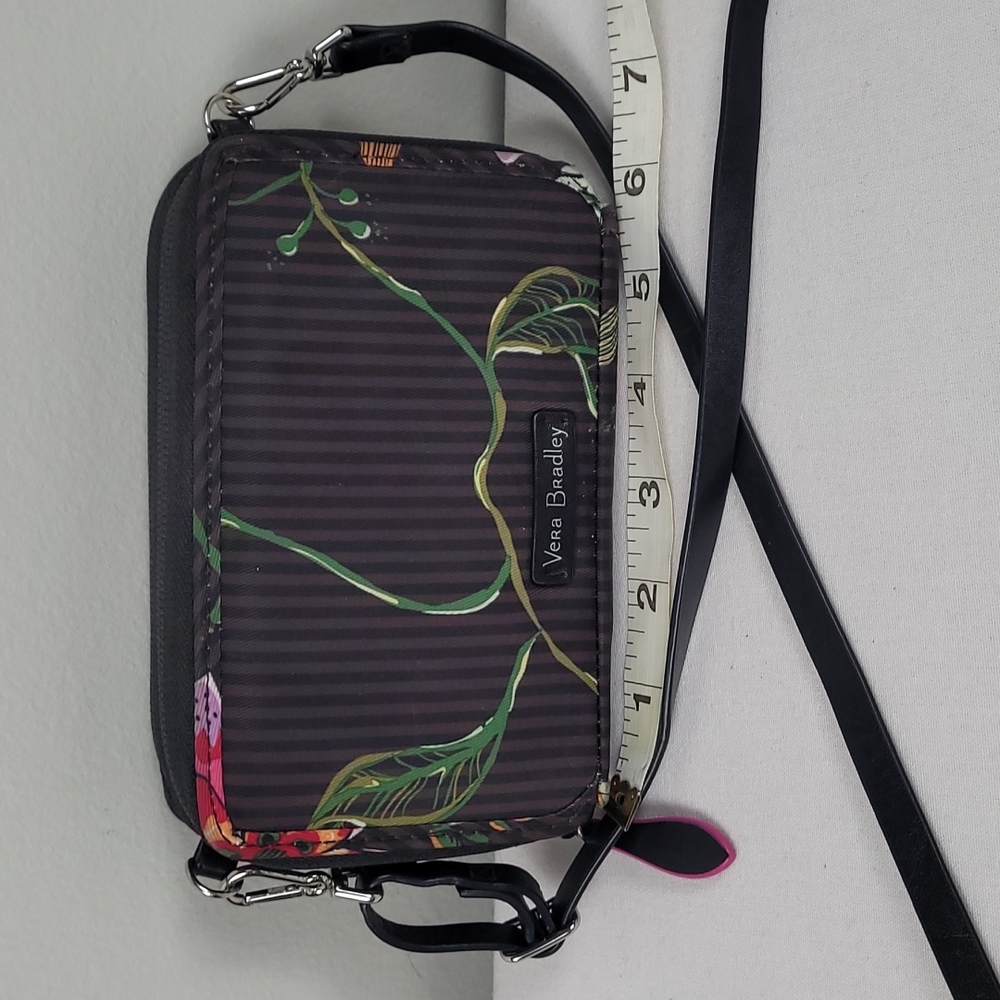 Vera Bradlley Midtown Airy Floral Crossbody purse